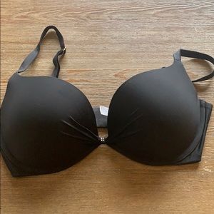 Victoria’s Secret black padded Demi 34D